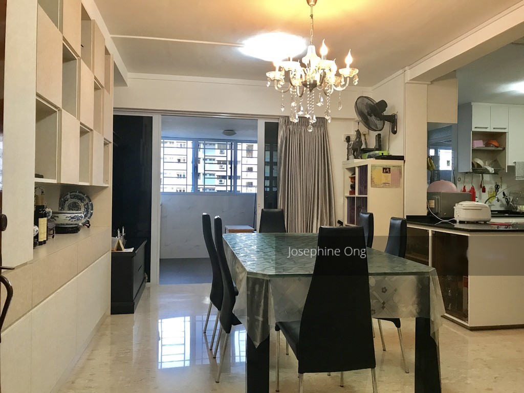 Serangoon Central thumbnail photo